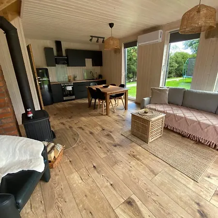 Pod Orzechem Feriehus Sasino